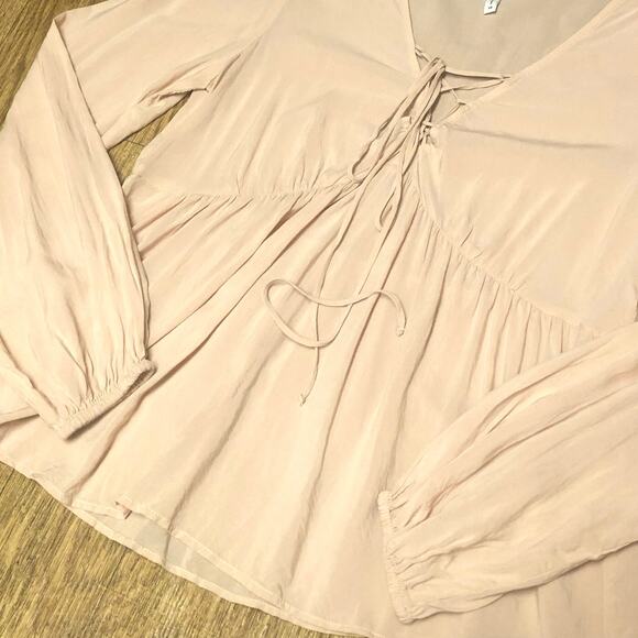 BCBGeneration Light Pink Lace-Up Ties Long Sleeve Peasant Blouse Size XS - Picture 4 of 9